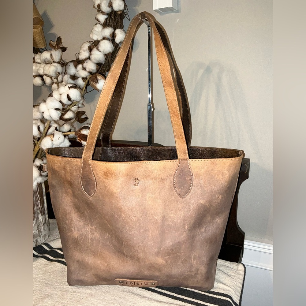 NWOT Bed Stu Leather Charlotte Reversible Shoulder Bag Tote Black Grey $255 - Picture 10 of 16